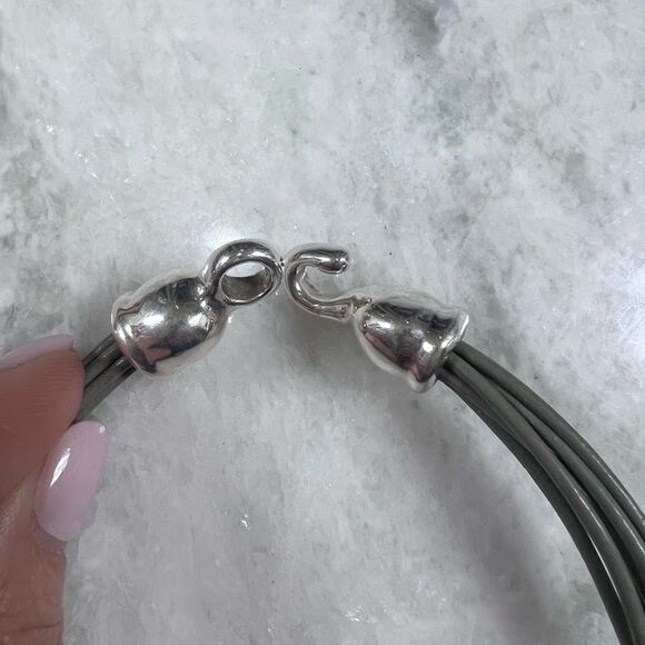 Artisan Olive Leather and Stamped Silver Pendant Necklace - Picture 14 of 15